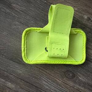 Plantronics BackBeat Neon Green Armband Case for Workout and Sports